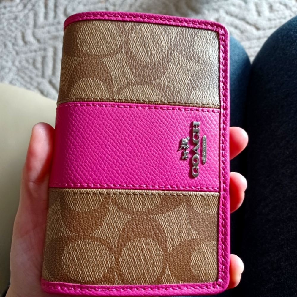 Coach wallet NWT